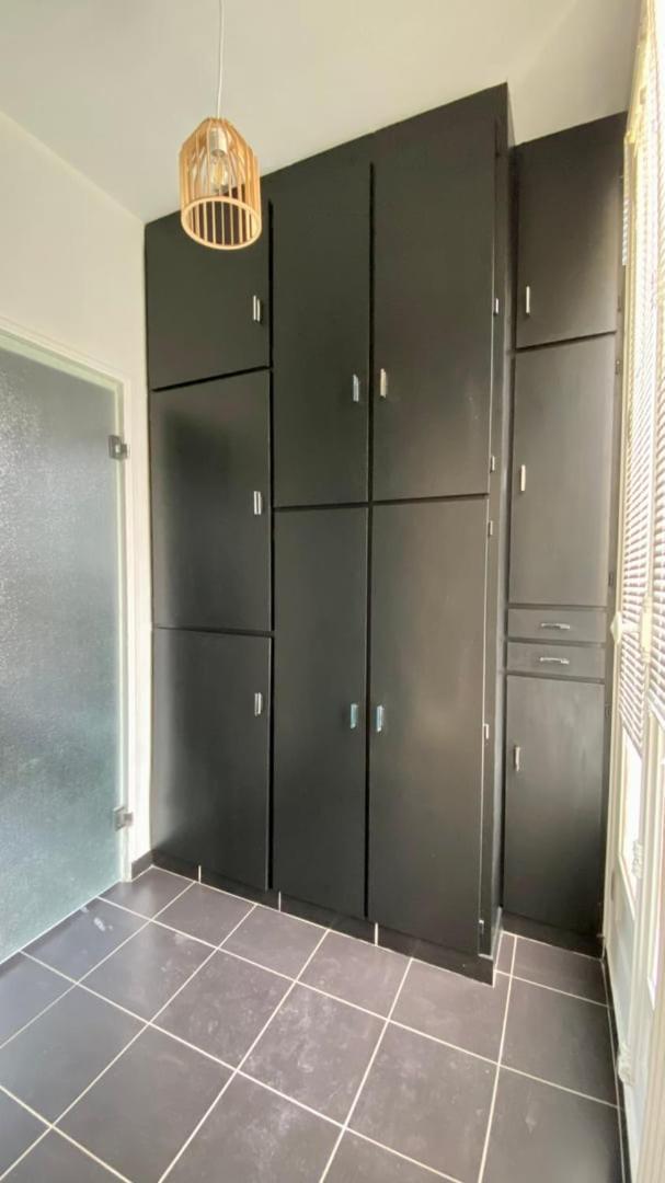 Spacieux Pour 10 Personnes Au Coeur De Rennes Exterior photo