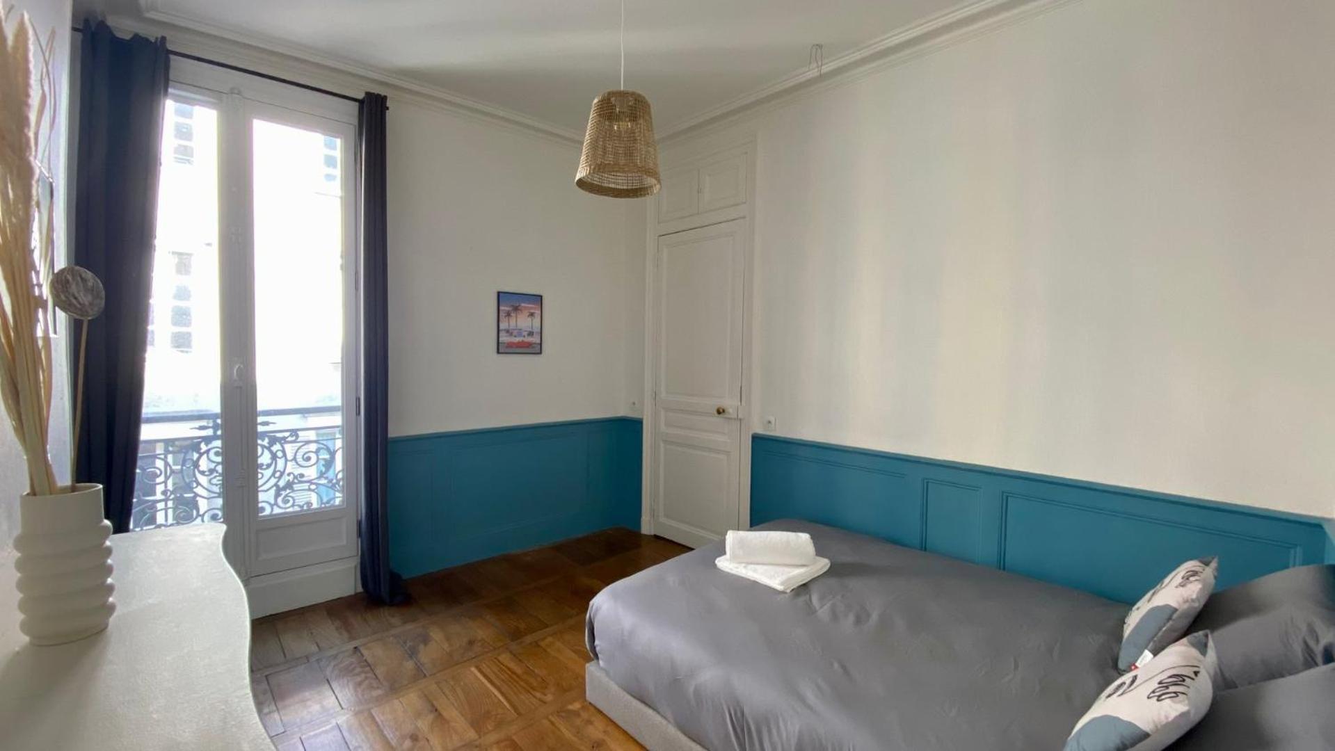 Spacieux Pour 10 Personnes Au Coeur De Rennes Exterior photo